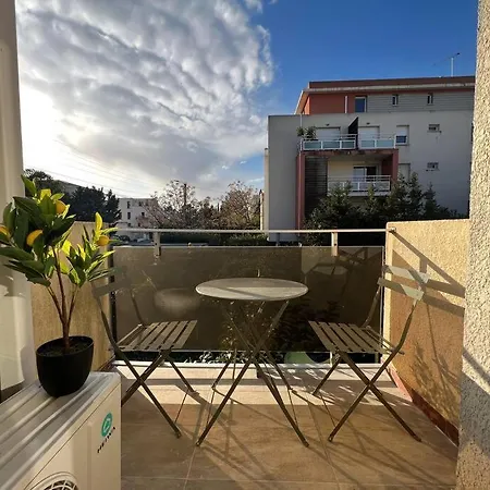 *la Pampa, Studio, Parking, Clim, Hopitaux/fac*