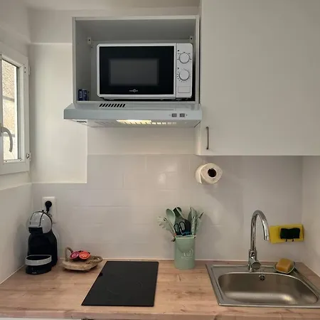 דירה *la Pampa, Studio, Parking, Clim, Hopitaux/fac*